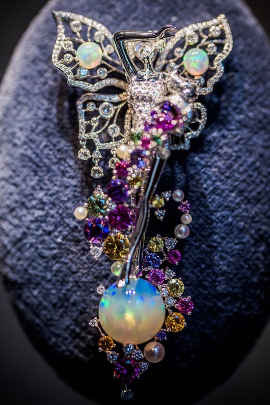 梵克雅寶(Van Cleef &#038; Arpels)：珠寶如女人-精美珠寶【秘密：適合高貴女人的珠寶】