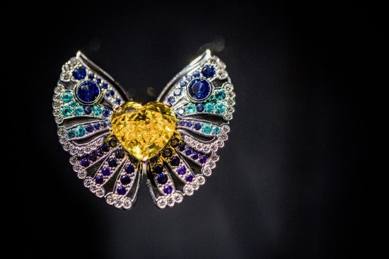 梵克雅寶(Van Cleef &#038; Arpels)：珠寶如女人-精美珠寶【秘密：適合高貴女人的珠寶】