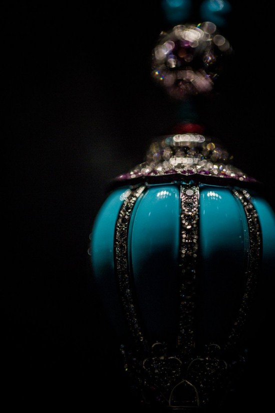 梵克雅寶(Van Cleef &#038; Arpels)：珠寶如女人-精美珠寶【秘密：適合高貴女人的珠寶】