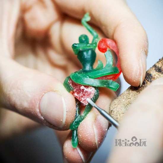 Van Cleef &#038; Arpels：芭蕾舞伶誕生記-精美珠寶【秘密：適合高貴女人的珠寶】