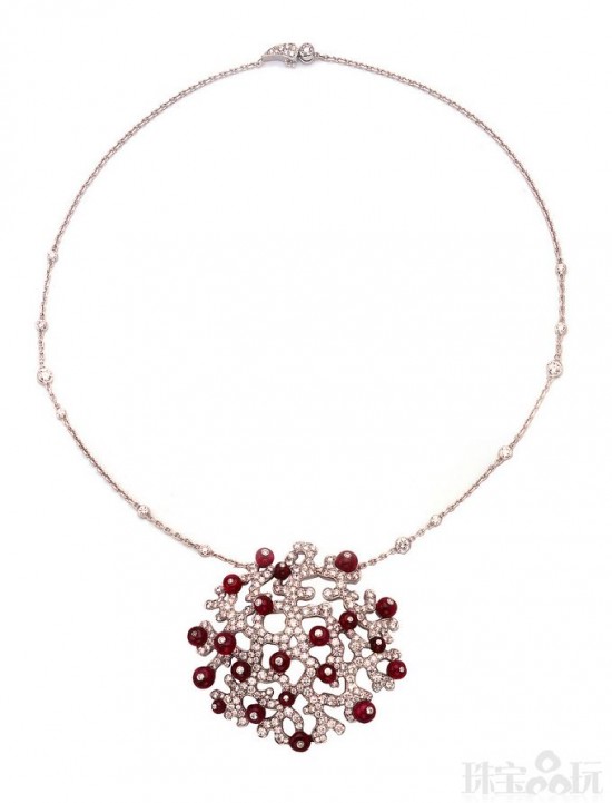 梵克雅寶(Van Cleef &#038; Arpels)：尋找亞特蘭蒂斯-精美珠寶【秘密：適合高貴女人的珠寶】