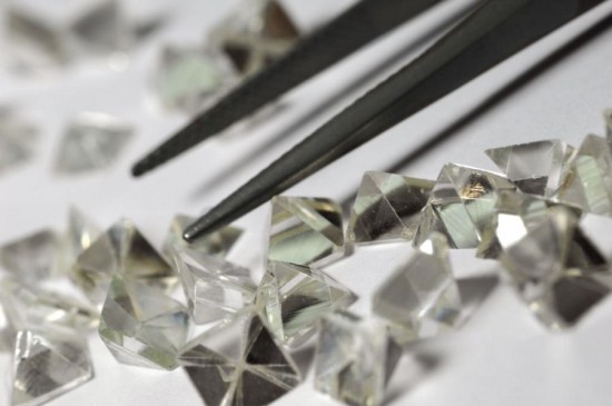 Lili Diamonds：指尖上的工藝-品牌感人故事