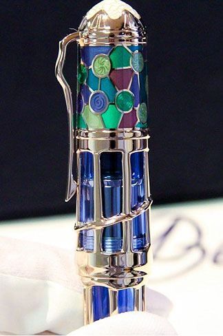 每一只萬寶龍(Mont Blanc)書寫工具的誕生過程-珠寶首飾展示圖【行業經典】