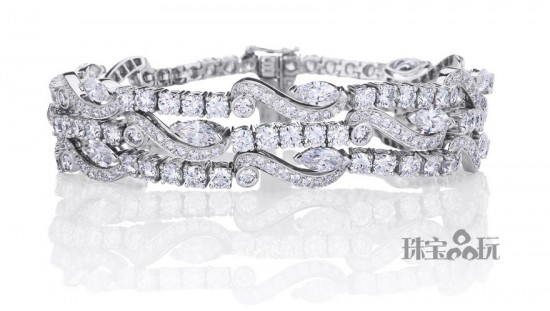 De Beers：愛在玫瑰綻放時-精美珠寶【秘密：適合高貴女人的珠寶】