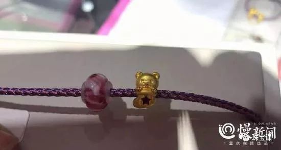 專柜買的足金小熊被燒成了灰？真金也怕火煉？【原來是硬金小熊】