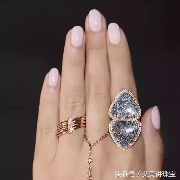 黃金戒指跟鉆戒戴一起【戒指疊戴的魅力】