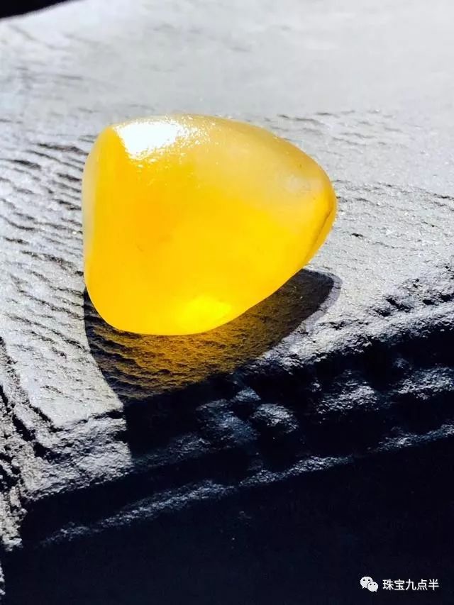 金絲玉是什么材質？【金絲玉鑒別】