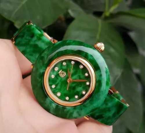 翡翠手表原來這么奢華！【翡翠手表】