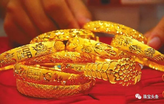 同樣是黃金首飾，為什么黃金首飾加工費會相差這么大？【買黃金首飾注意事項】