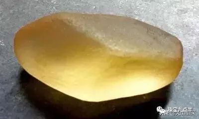 金絲玉的光澤與透明度【金絲玉的秘密】