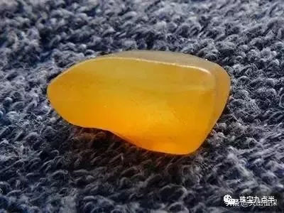 金絲玉的光澤與透明度【金絲玉的秘密】