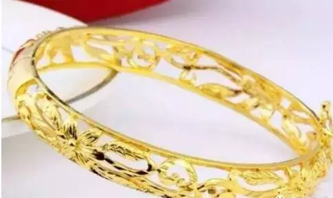 買金手鐲應該注意什么？【黃金手鐲購買技巧】