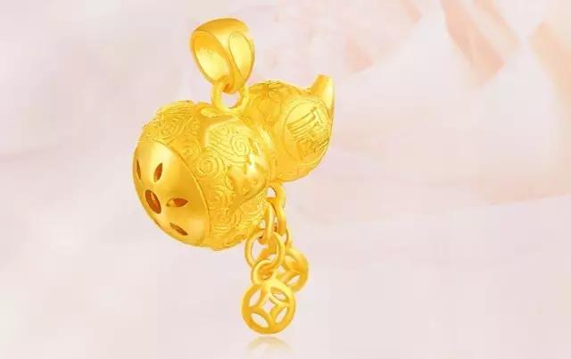 黃金吊墜寓意-黃金吊墜款式的寓意-黃金吊墜花的寓意大全