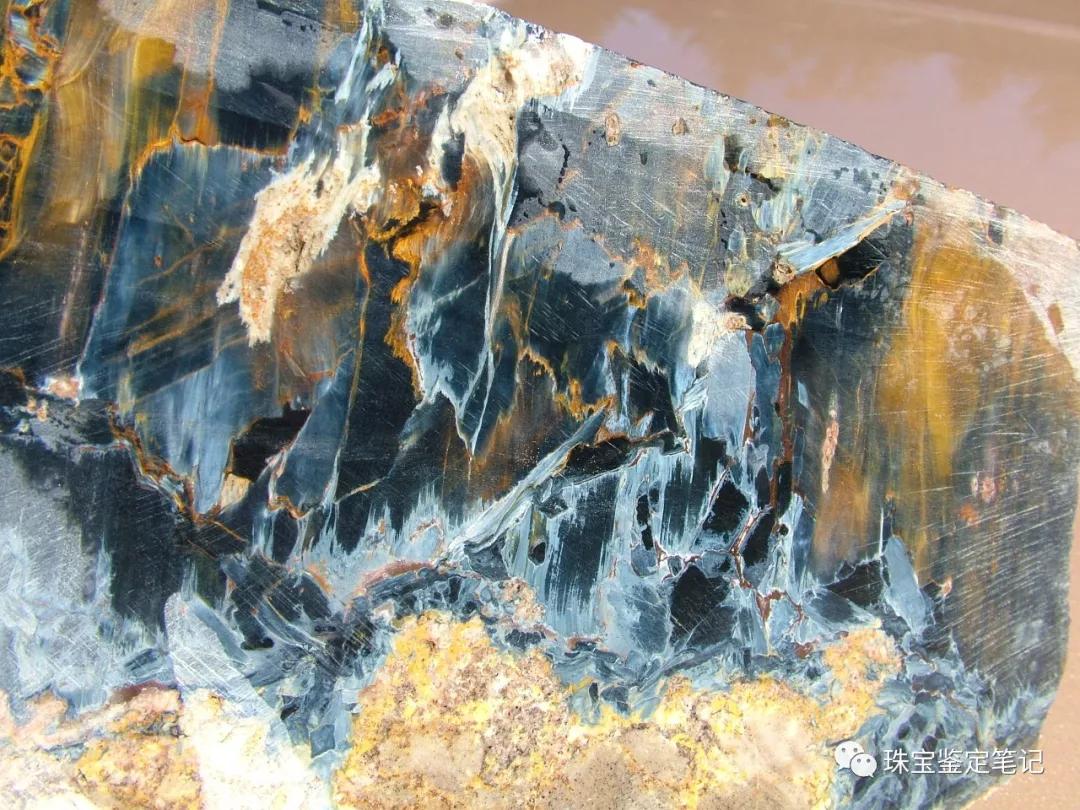 納米比亞彼得石（Pieterite）圖片及詳細介紹【與淅川虎睛石的區別】