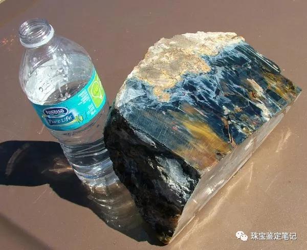 納米比亞彼得石（Pieterite）圖片及詳細介紹【與淅川虎睛石的區別】