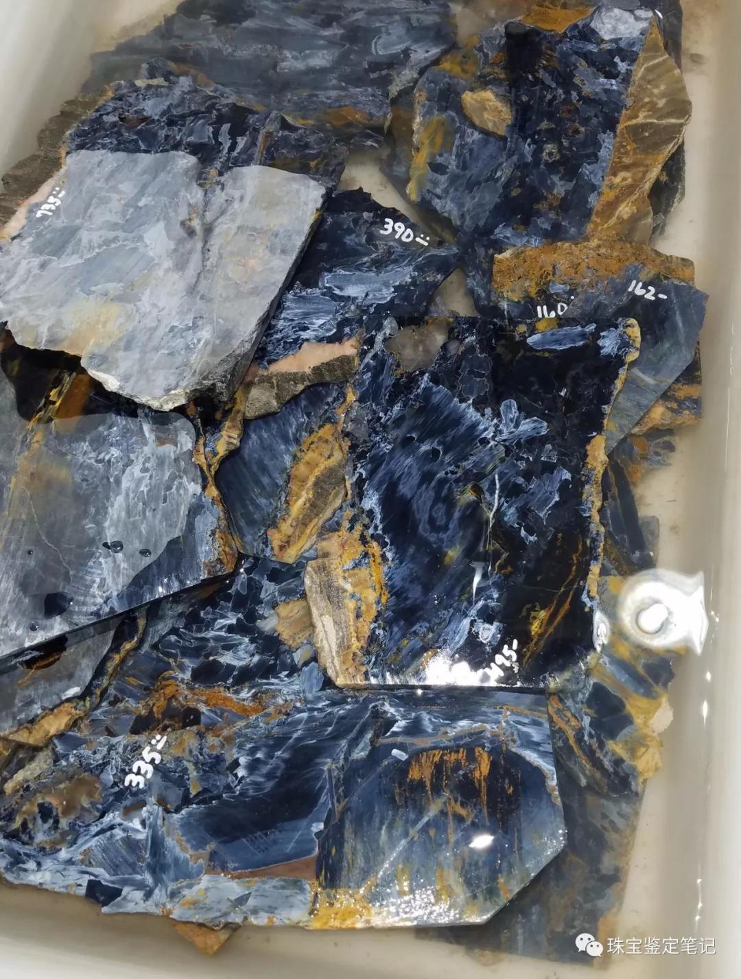 納米比亞彼得石（Pieterite）圖片及詳細介紹【與淅川虎睛石的區別】
