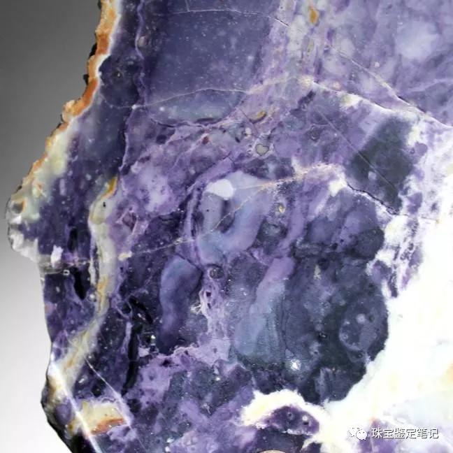 紫色的莫拉多歐泊-高品質的莫拉多歐泊（Morado opal）成品與原石【高品質的莫拉多歐泊圖片】