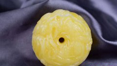蜜蠟平安扣價格是多少？蜜蠟平安扣究竟能戴來什么好處