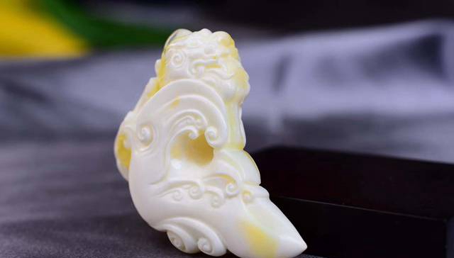 琥珀真假鑒定方法，常用琥珀的鑒定方法有哪些