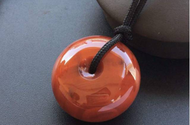 什么是西昌南紅瑪瑙，西昌南紅瑪瑙具備什么特征