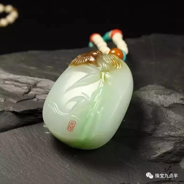  和田籽料和俄料對比【韓料脆，俄料白，青海透，和田籽料知識大全】