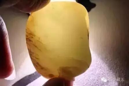 和田玉沁料知識全解-到底什么叫和田玉沁料？