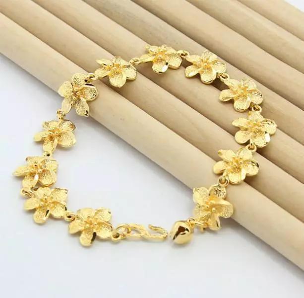 買黃金手鐲好還是手鏈好？黃金手鐲和黃金項鏈買哪種好？【對比揭秘】