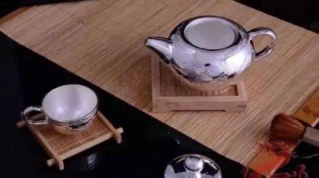 怎么鑒別銀飾真假【銀飾真假辨別小竅門】
