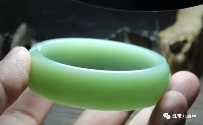俄羅斯碧玉新貴“粉青”憑啥艷壓群芳價格暴漲?