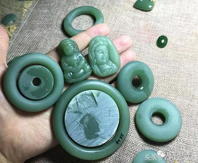 俄羅斯碧玉新貴“粉青”憑啥艷壓群芳價格暴漲?