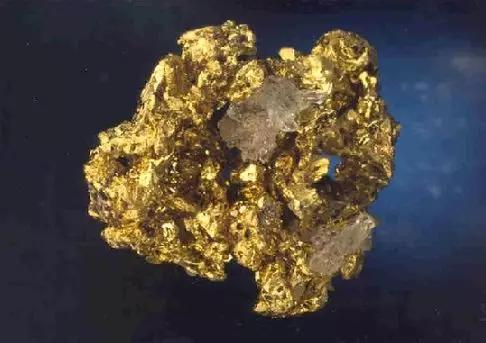 高仿黃金首飾難辨認?高仿黃金首飾辨別，一招教你分辨“假黃金”!
