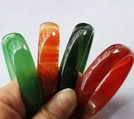 假瑪瑙佩戴會變色么？假瑪瑙佩戴不僅掉價，嚴重的還會“掉命”