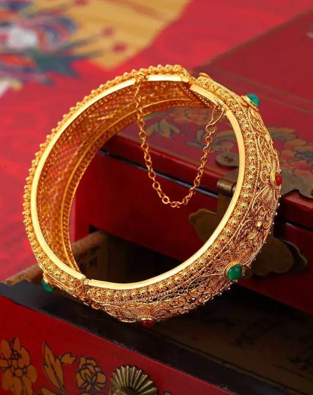 花絲鑲嵌圖片-花絲鑲嵌工藝圖片