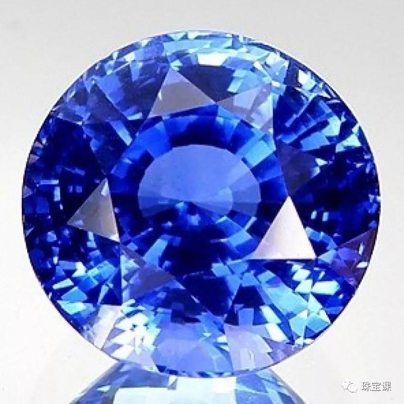藍寶石象征意義是什么？藍寶石購買價格指導