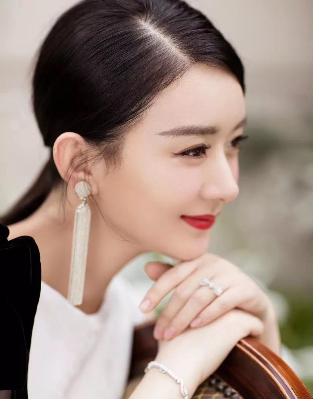 為什么有的人戴大耳環？大耳環適合什么臉型