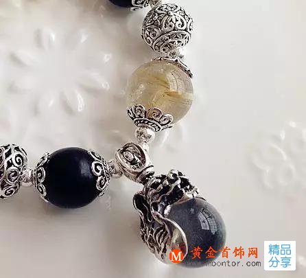 黃金轉運珠,轉運珠佩戴有講究？到底戴哪里、戴幾顆才最好！