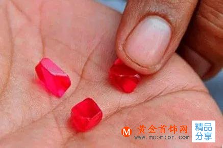 紅寶石鴿血紅價格-什么叫熱粉尖晶石?紅瑪瑙石價格圖片