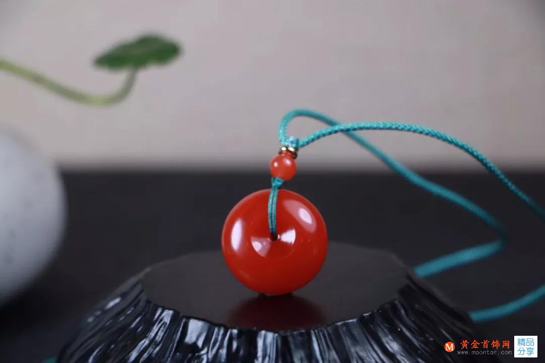 紅寶石鴿血紅價格-什么叫熱粉尖晶石?紅瑪瑙石價格圖片
