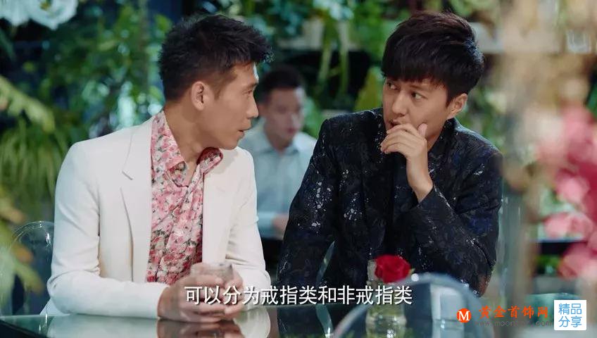 男人送女人項鏈說明,男人送女人首飾代表什么？