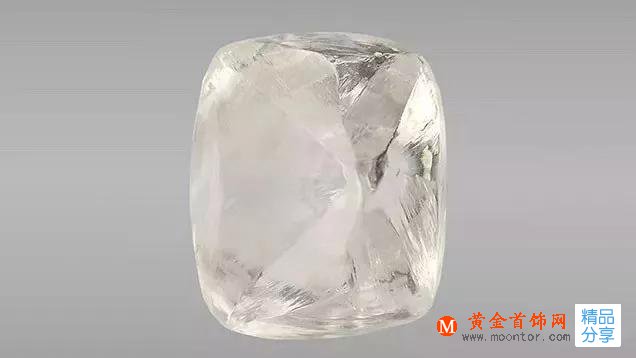 托帕石顏色種類圖片及托帕石的寓意！