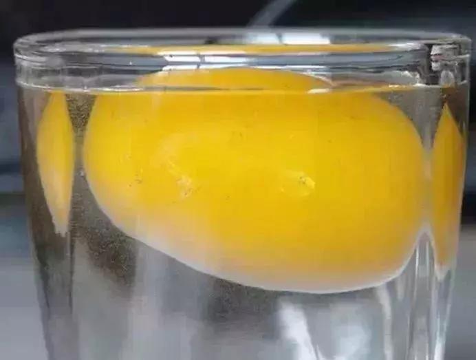 怎么鑒別珠寶的真假？網傳這土方法，不要相信