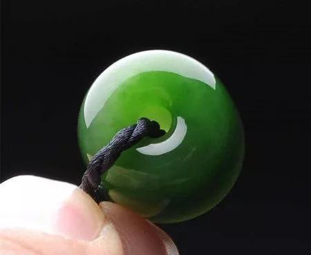 轉運珠的戴法和忌諱?一顆保平安，兩顆好運來，三顆卻.....