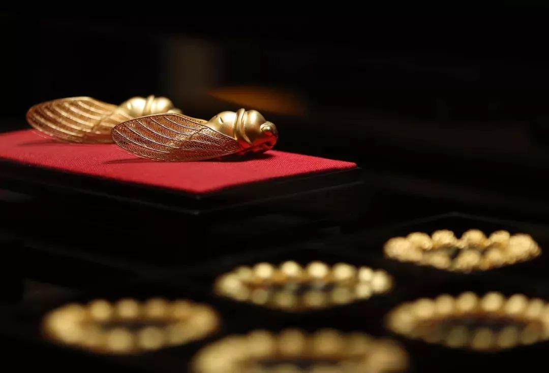 哪里買黃金靠譜?那種黃金首飾不能買？揭秘