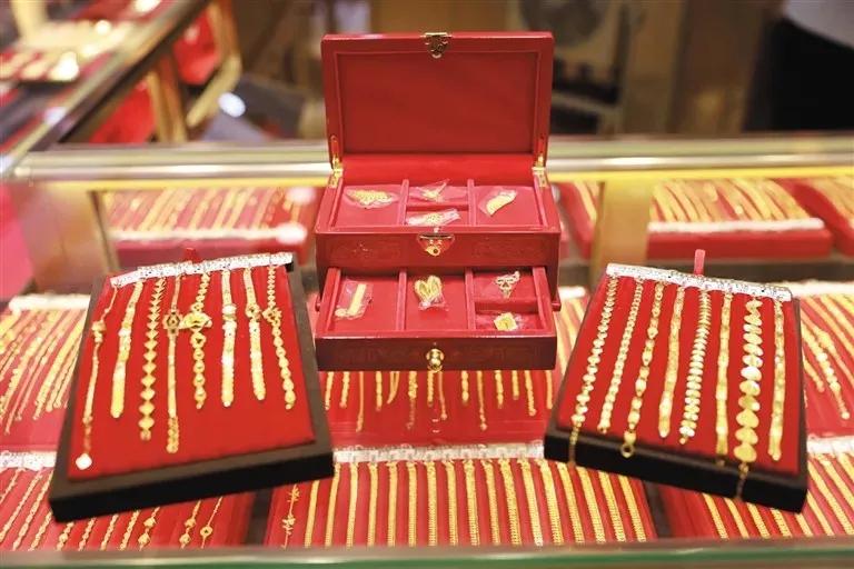 哪里買黃金靠譜?那種黃金首飾不能買？揭秘