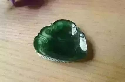 翡翠鑲嵌款式，你買對了嗎？翡翠鑲嵌注意事項