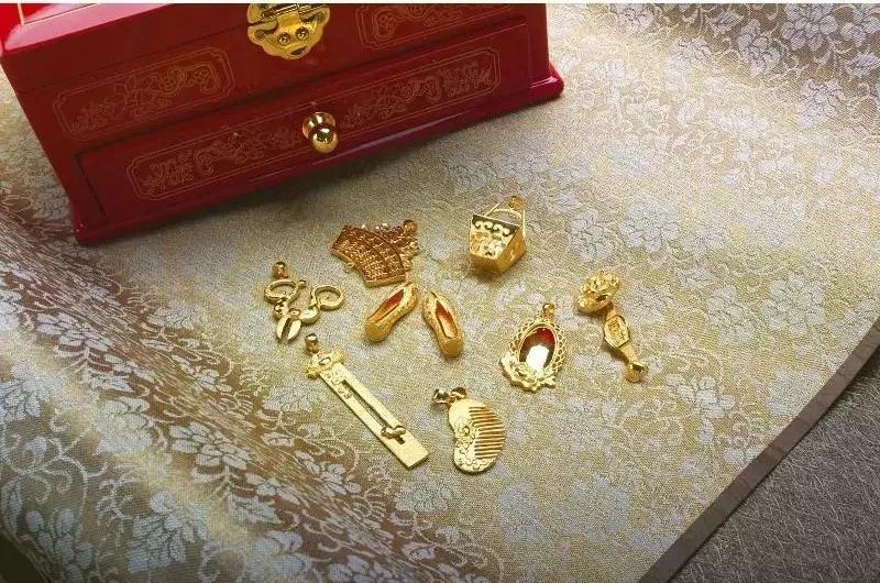 三金、五金都有哪些？ 婚慶九寶都有哪些?
