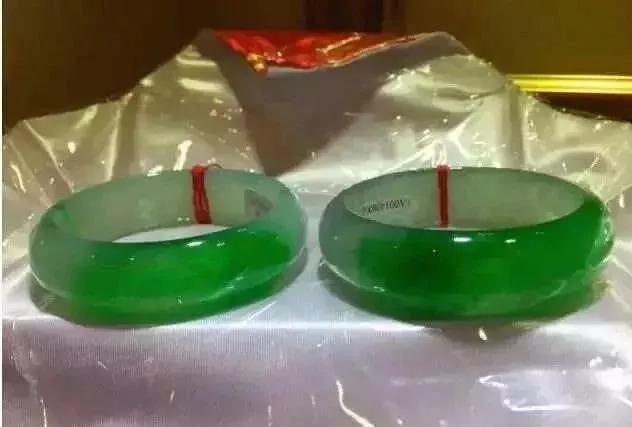 商場金鑲玉套路！購買珠寶注意事項,一不小心就入坑