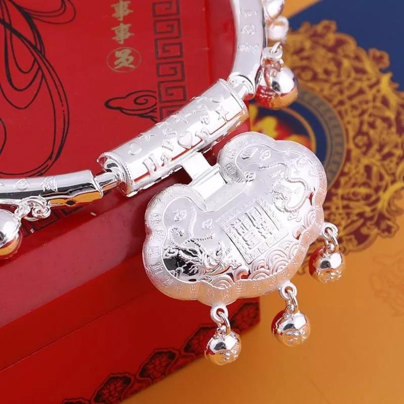 送禮送什么珠寶？珠寶選購送禮有技巧