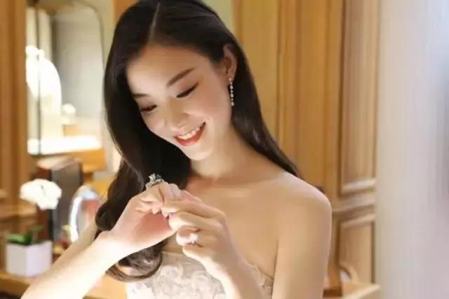 戒指的365種戴法，戴對招財轉運！