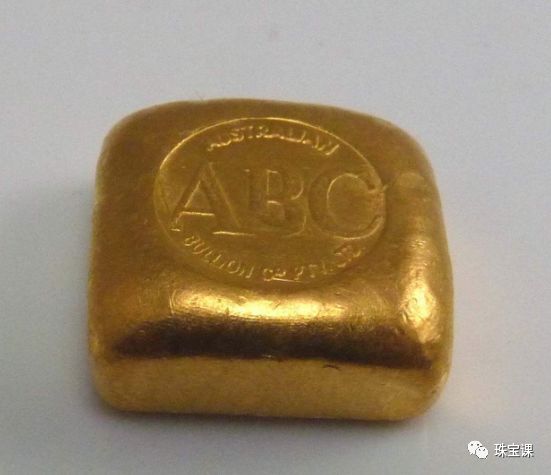 黃金越老越值錢？家里的老黃金應該賣掉嗎